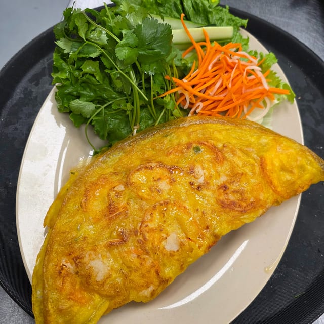 Bánh Xèo / Crispy Vietnamese Crêpes.